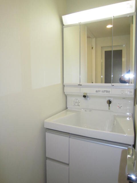 物件内観写真9　(洗面)