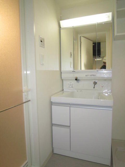 物件内観写真9　(洗面)