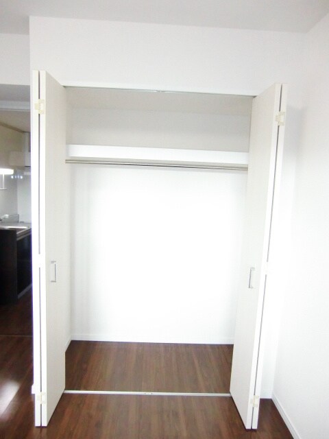 物件内観写真13　(収納)