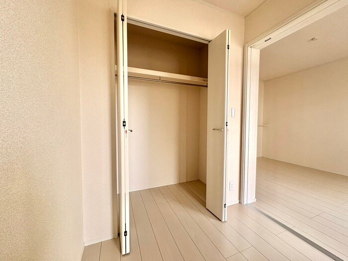 物件内観写真10　(収納)