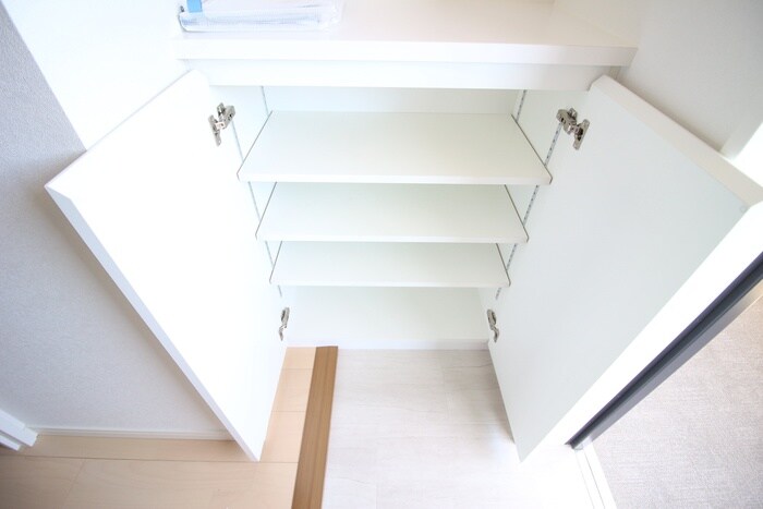 物件内観写真18　(靴箱)