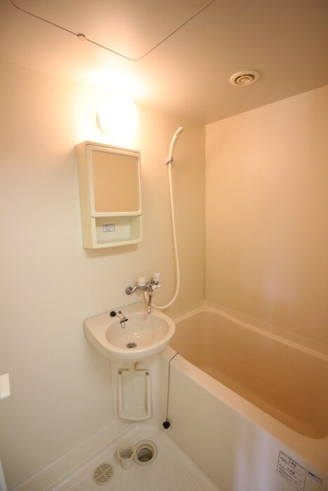 物件内観写真11　(バス／シャワールーム等)