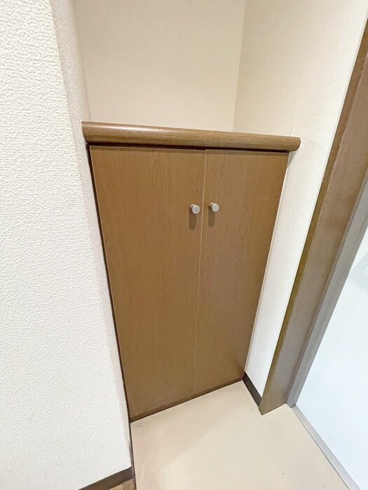 物件内観写真14　(靴箱)