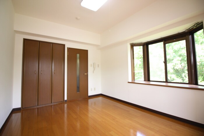 物件内観写真15　(居室)