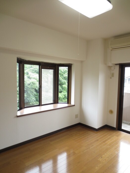 物件内観写真16　(居室)