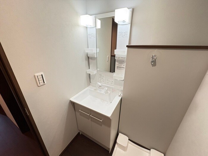 物件内観写真12　(洗面)