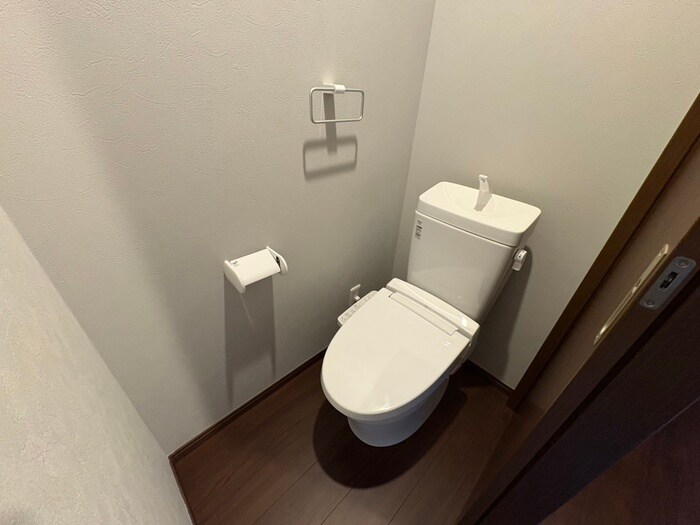 物件内観写真13　(トイレ)