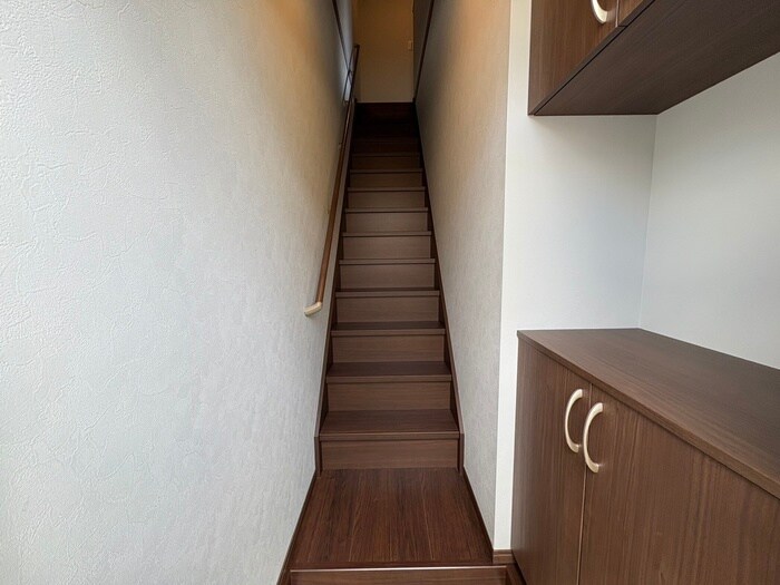 物件内観写真19　(廊下)