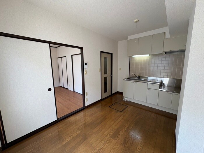 物件内観写真7　(居室)