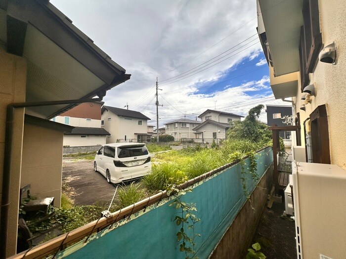 物件内観写真22　(室内からの展望)