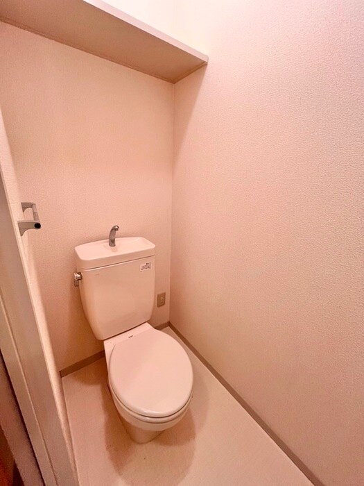 物件内観写真13　(トイレ)