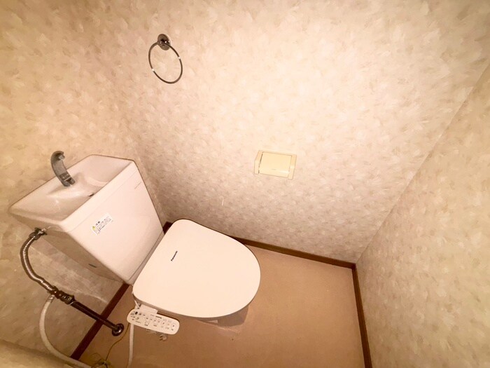 物件内観写真15　(トイレ)