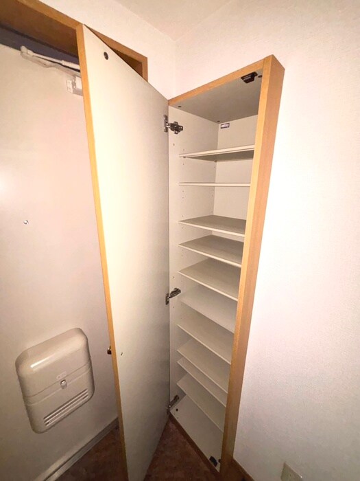 物件内観写真18　(靴箱)