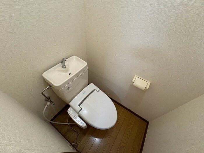 物件内観写真10　(トイレ)