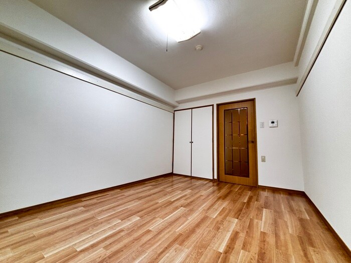 物件内観写真5　(居室)