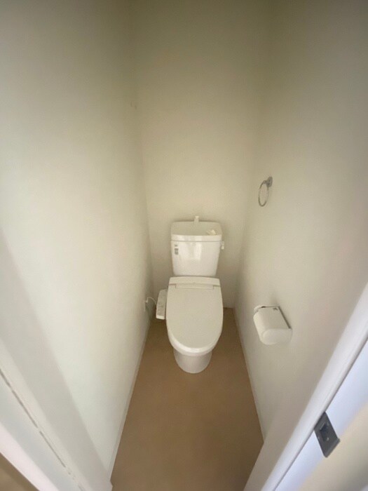 物件内観写真11　(トイレ)