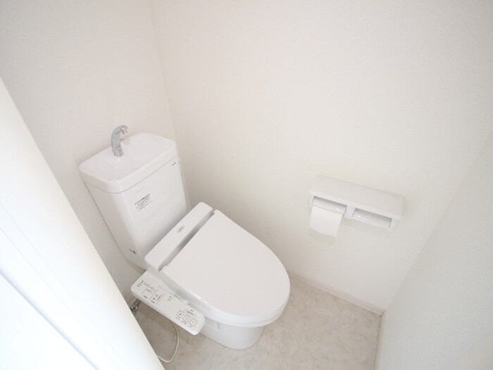 物件内観写真12　(トイレ)