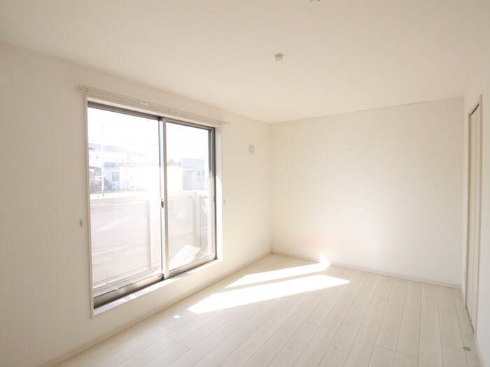 物件内観写真17　(居室)