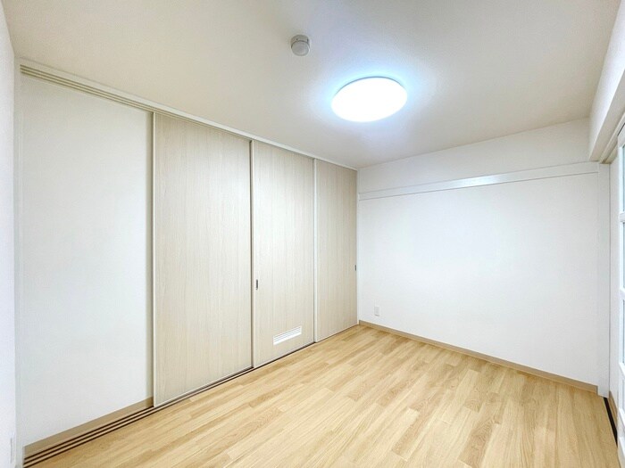 物件内観写真9　(居室)