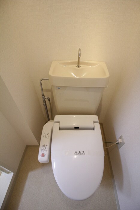 物件内観写真12　(トイレ)