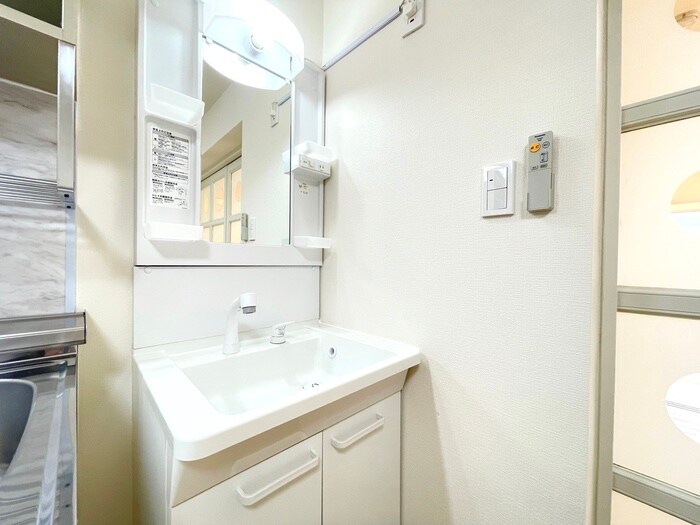 物件内観写真13　(洗面)