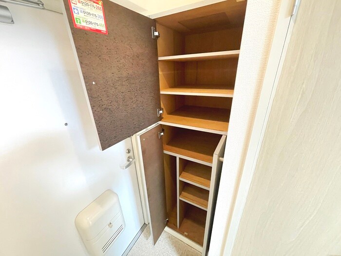 物件内観写真19　(靴箱)
