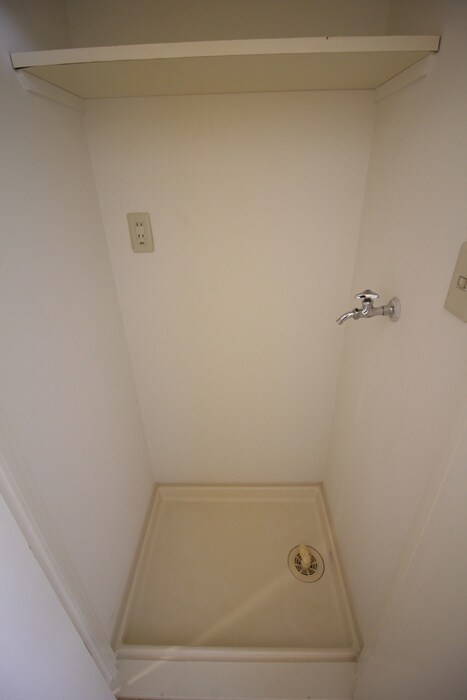 物件内観写真19　(洗濯機置場)