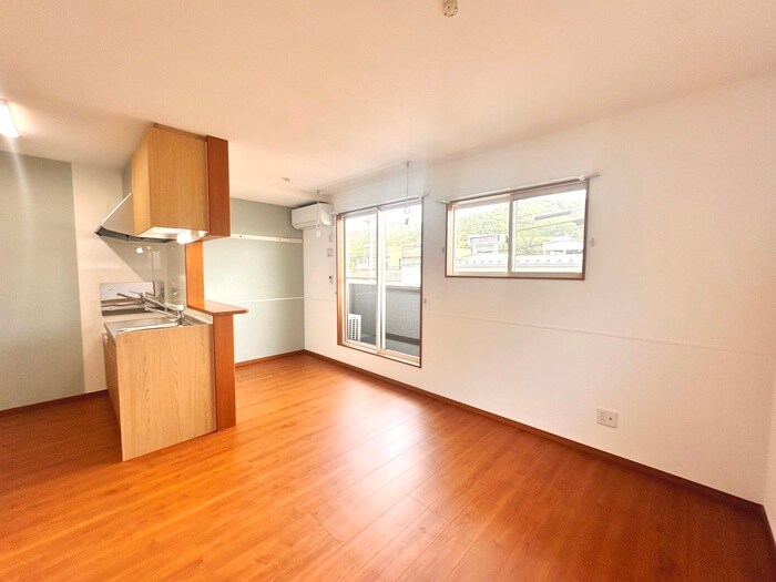 物件内観写真10　(居室)