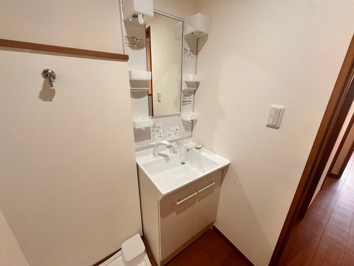 物件内観写真14　(洗面)