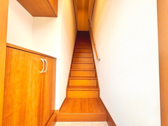 物件内観写真17　(廊下)