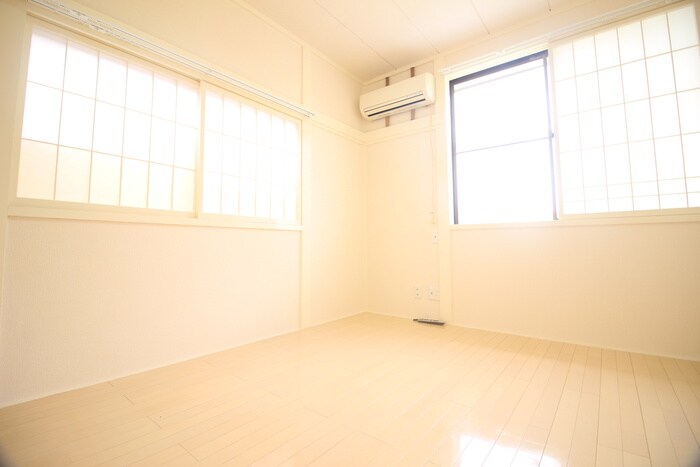 物件内観写真14　(居室)