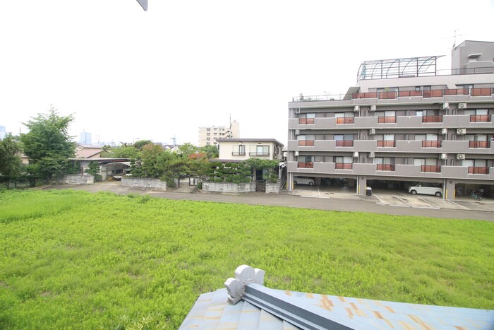 物件内観写真19　(室内からの展望)