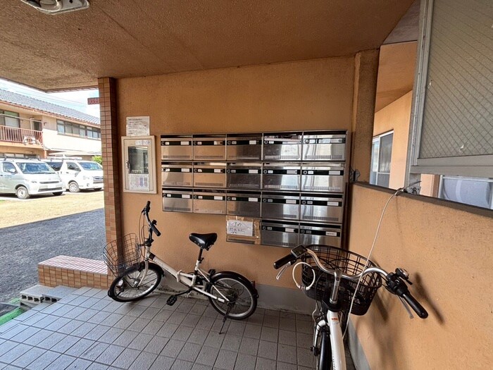 物件外観写真4　(建物設備)