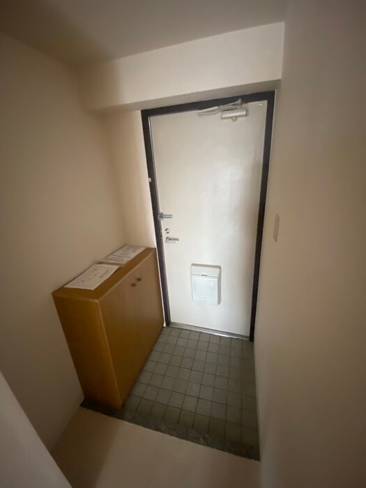 物件内観写真15　(玄関)