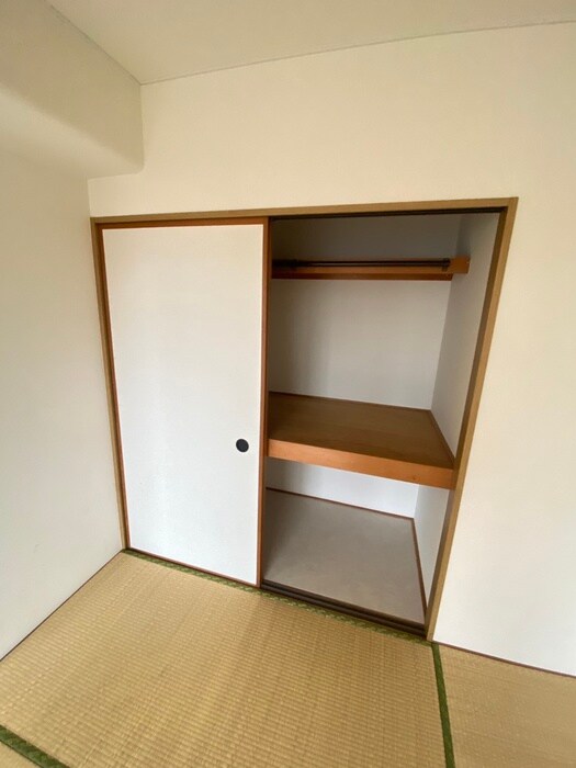 物件内観写真17　(収納)