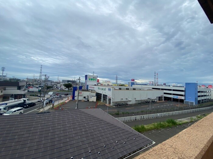 物件内観写真21　(室内からの展望)