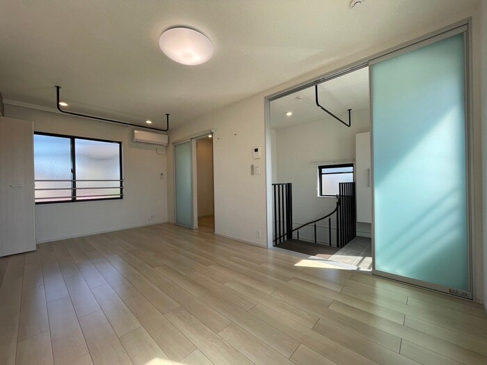 物件内観写真7　(居室)