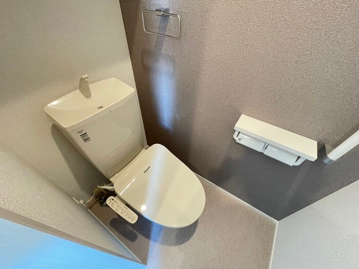 物件内観写真11　(トイレ)