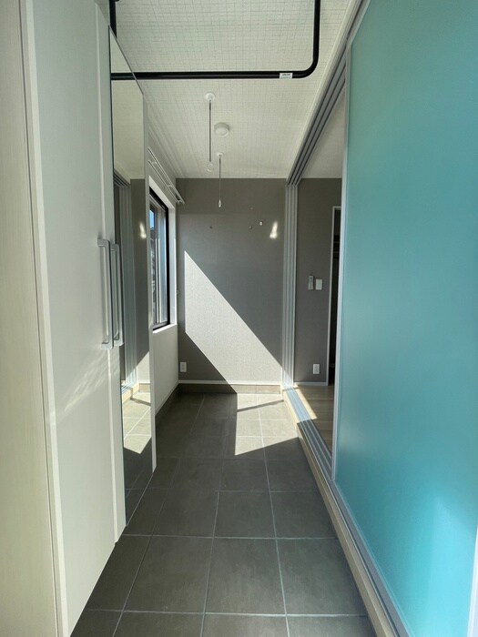 物件内観写真18　(廊下)