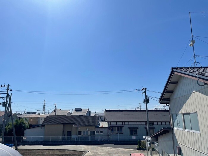 物件内観写真22　(室内からの展望)