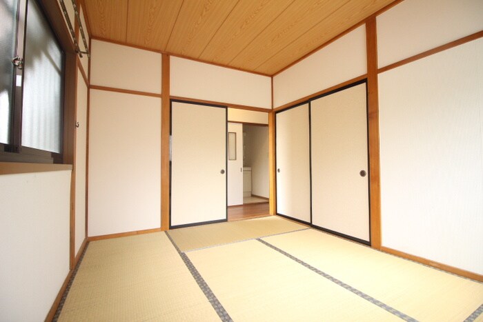 物件内観写真10　(居室)