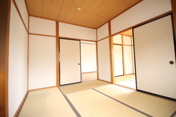 物件内観写真11　(居室)