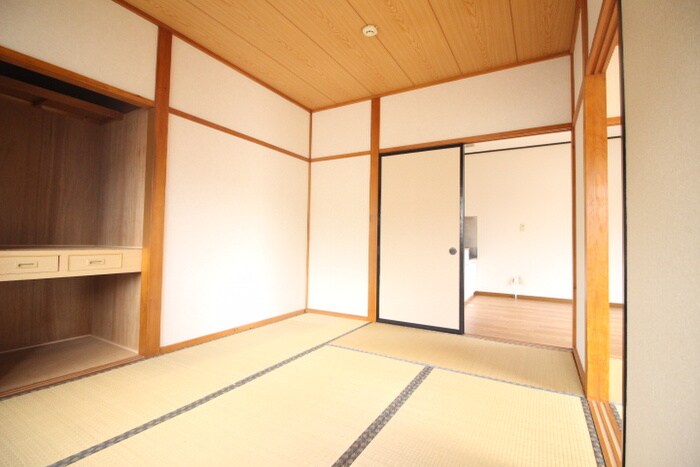 物件内観写真12　(居室)