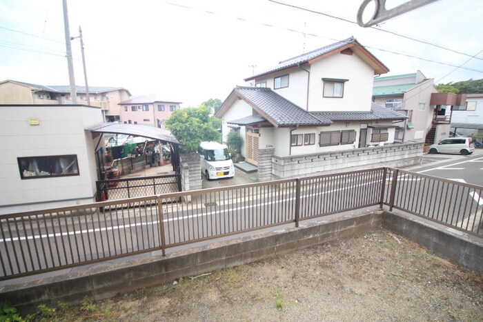 物件内観写真22　(室内からの展望)