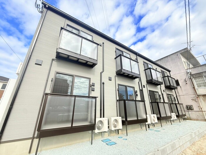 物件外観写真2　(建築中)