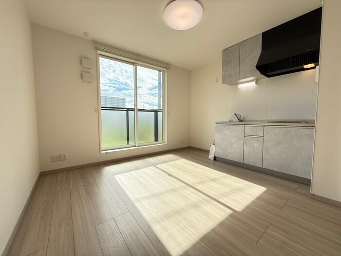 物件内観写真8　(居室)