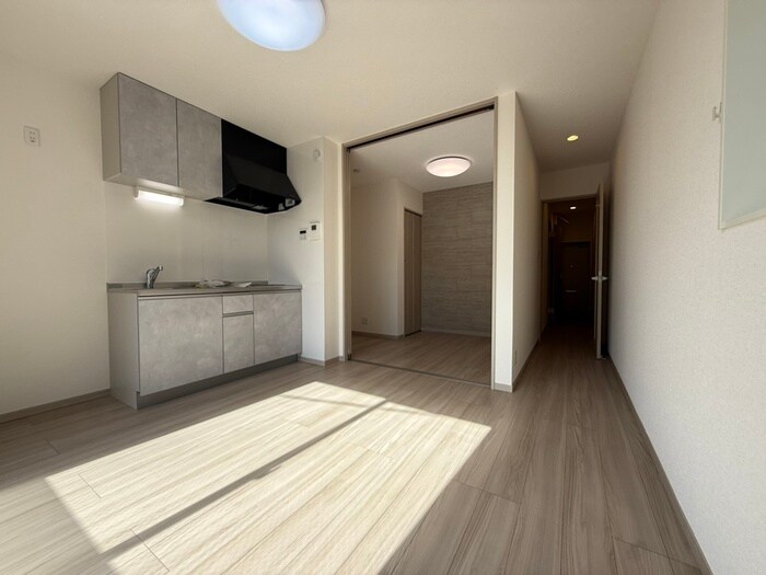 物件内観写真8　(居室)