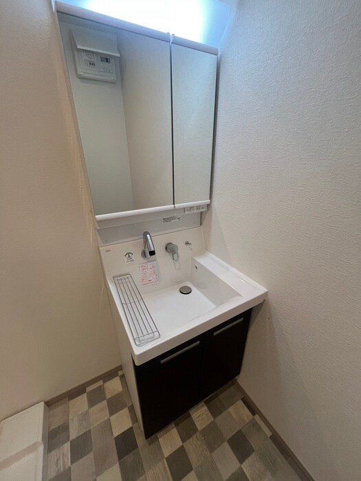 物件内観写真12　(洗面)