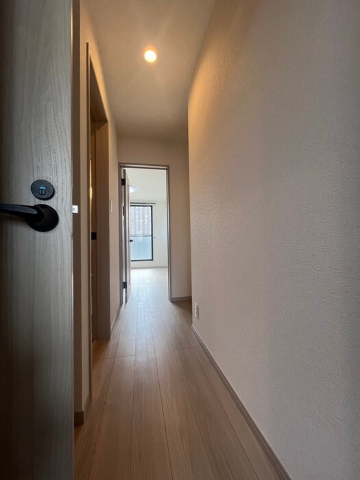 物件内観写真15　(廊下)