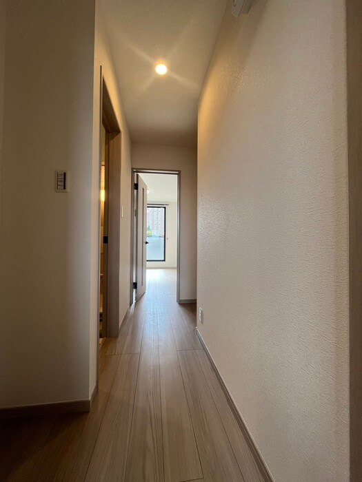 物件内観写真15　(廊下)